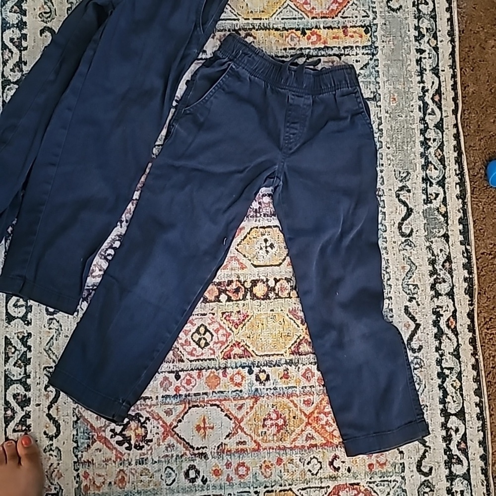Kids size xs 4-5 uniform pants with elastic waist - Picture 4 of 11